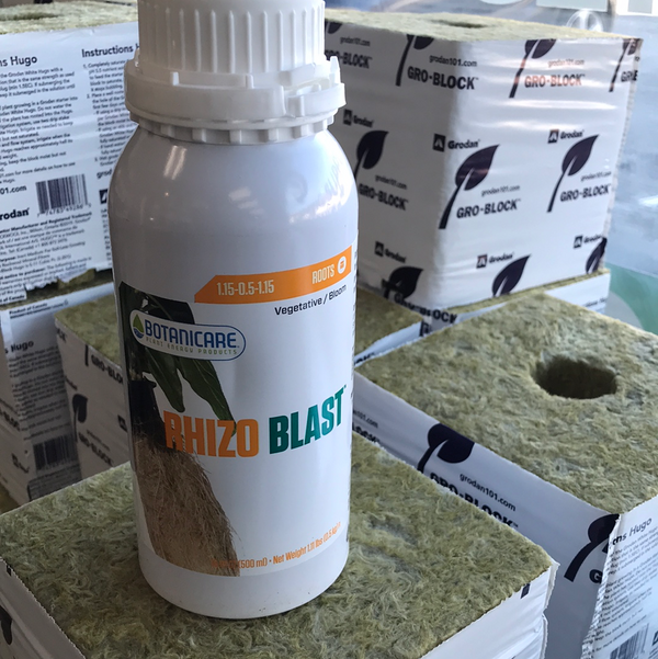 Botanicare Rhizo Blast 500 ml (8/Cs)